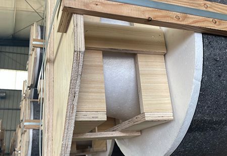 Графитовый электрод UHP 450 мм с ниппелем T4L