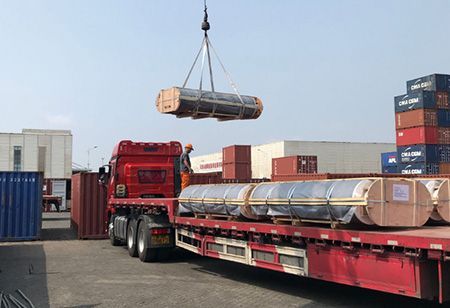 Графитовый электрод UHP 600 мм с ниппелем T4L