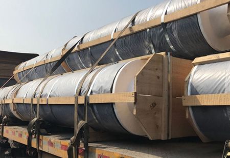 Графитовый электрод RP 300 мм с ниппелем T3N