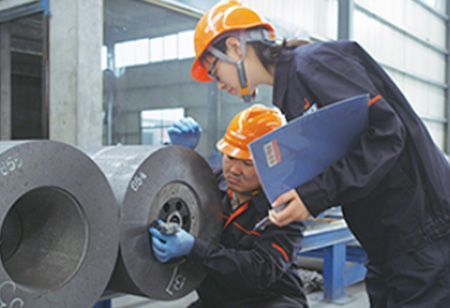 Графитовый электрод RP 300 мм с ниппелем T3N