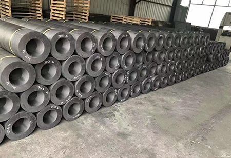 Графитовый электрод RP 300 мм с ниппелем T3N